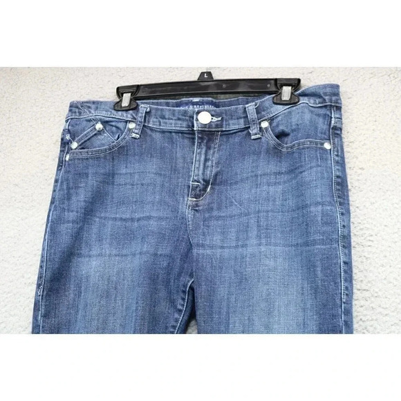 Women's Rock & Republic Kasandra Blue Jeans-Size 16M-Distressed - Picture 2 of 11